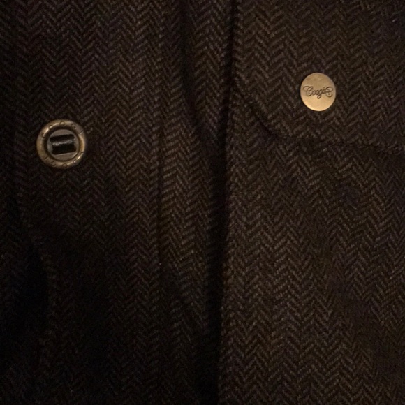 Cleaning house - Picture 3 of 3